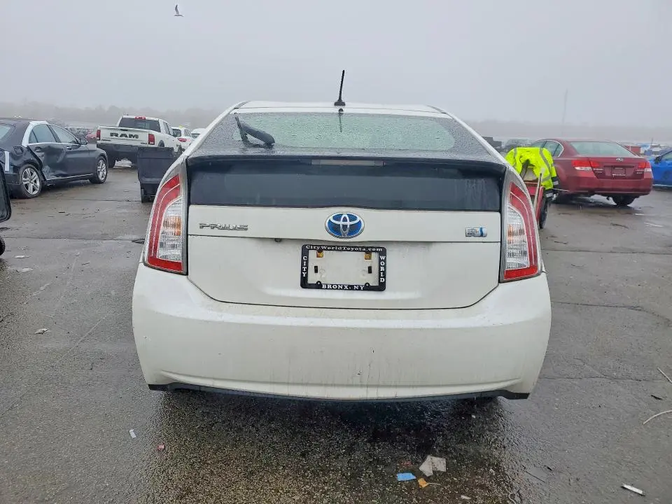 2013 TOYOTA PRIUS   