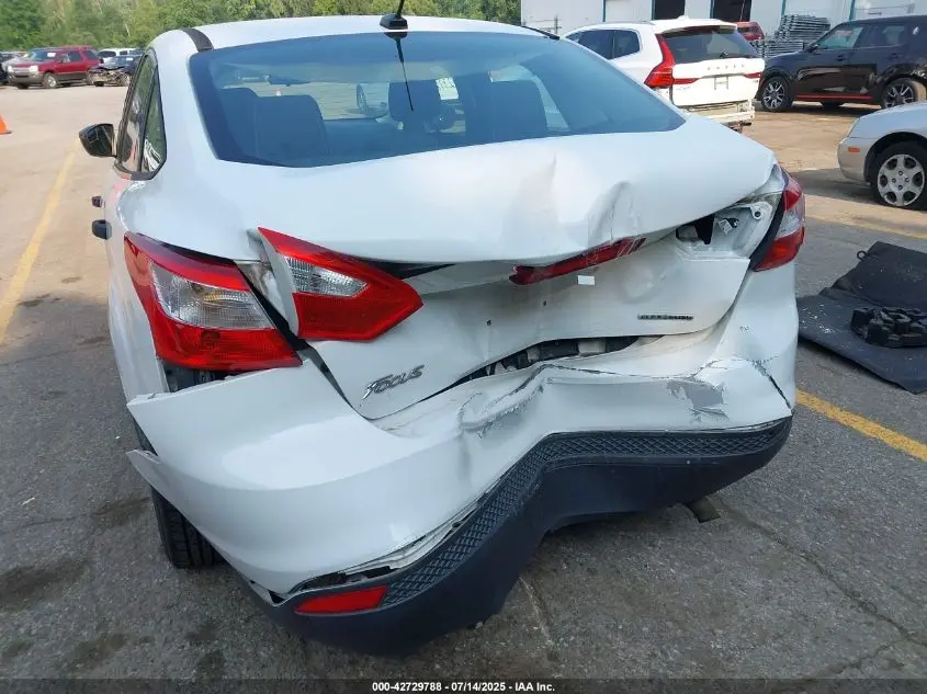 2014 FORD FOCUS S
