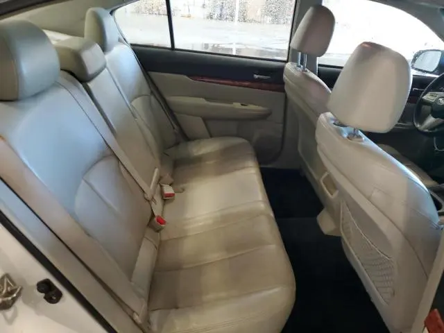 2010 SUBARU LEGACY 2.5I LIMITED  