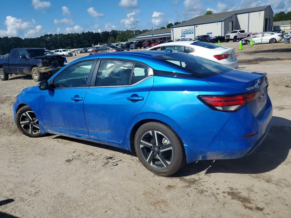 2025 NISSAN SENTRA SV  