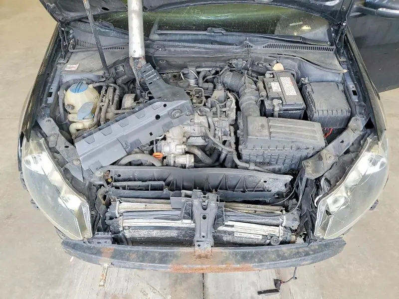2013 VOLKSWAGEN GOLF   