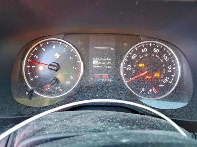 2019 TOYOTA RAV4 XLE  