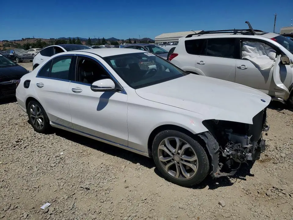 2016 MERCEDES-BENZ C 300  
