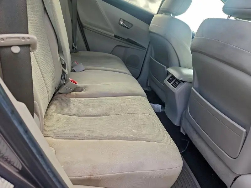 2012 TOYOTA VENZA LE  