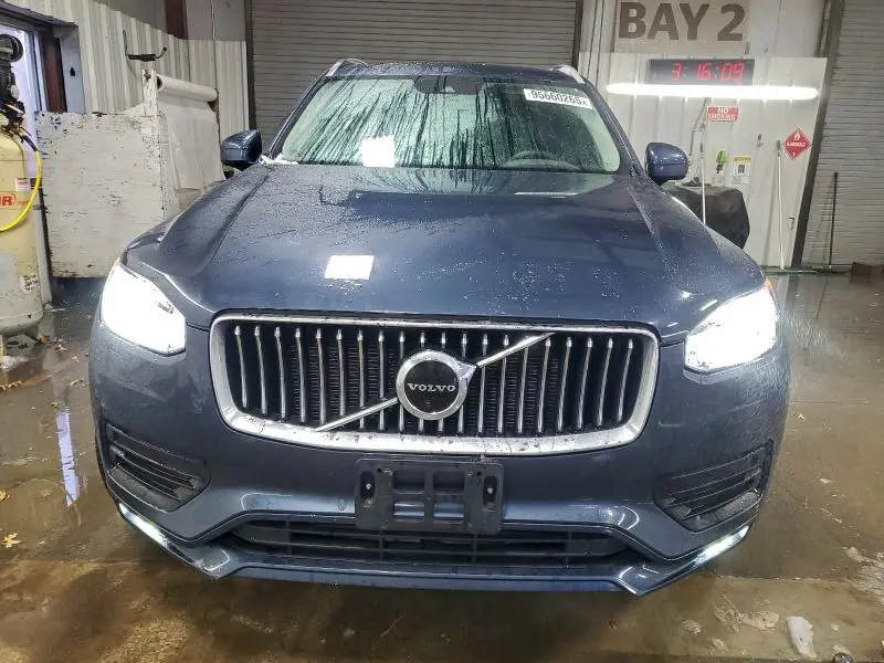 2021 VOLVO XC90 T6 MOMENTUM  