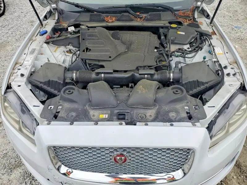 2017 JAGUAR XJL PORTFOLIO  