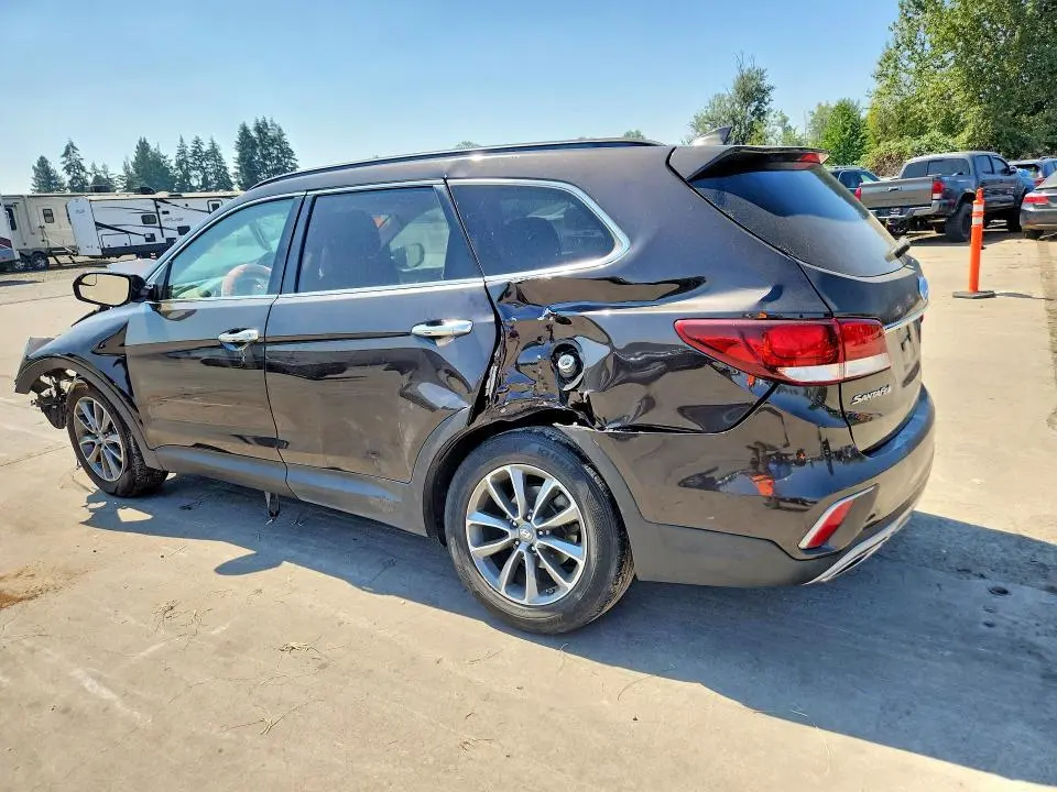 2017 HYUNDAI SANTA FE SE  