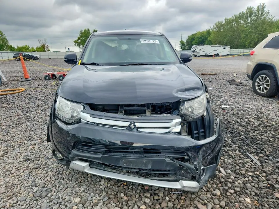 2015 MITSUBISHI OUTLANDER SE  