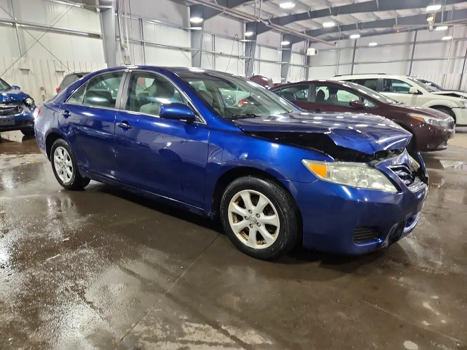 2011 TOYOTA CAMRY LE  