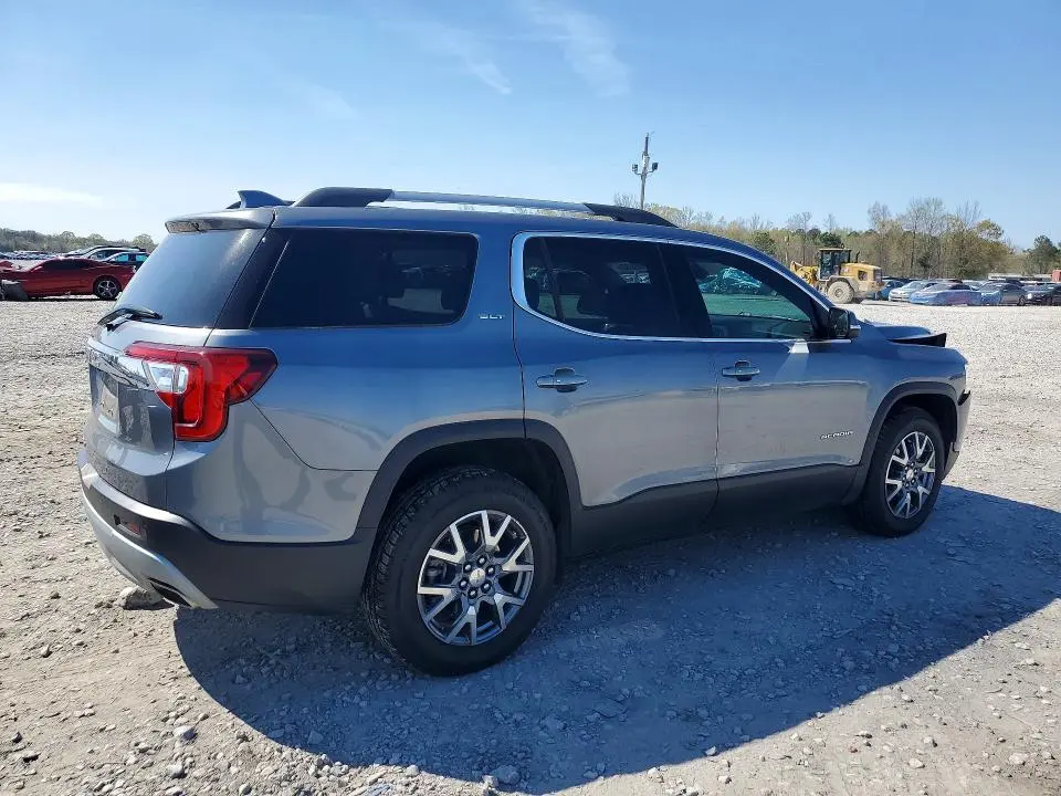 2022 GMC ACADIA SLT  
