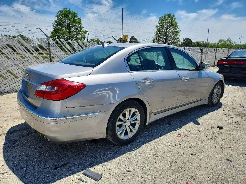 2012 HYUNDAI GENESIS 3.8L  