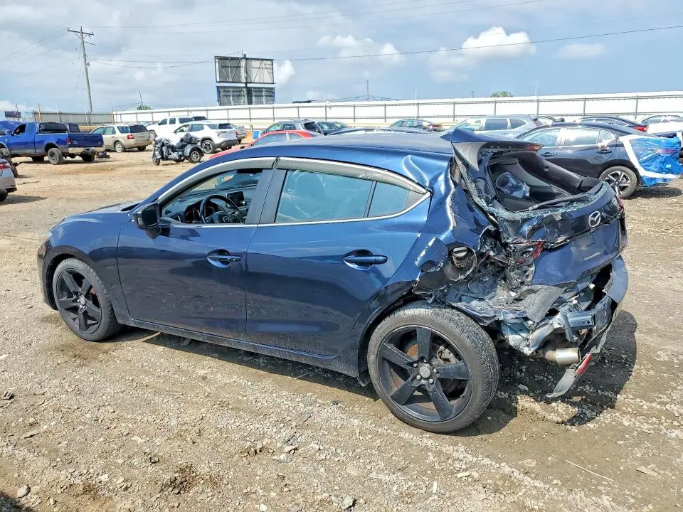 2016 MAZDA 3 TOURING  