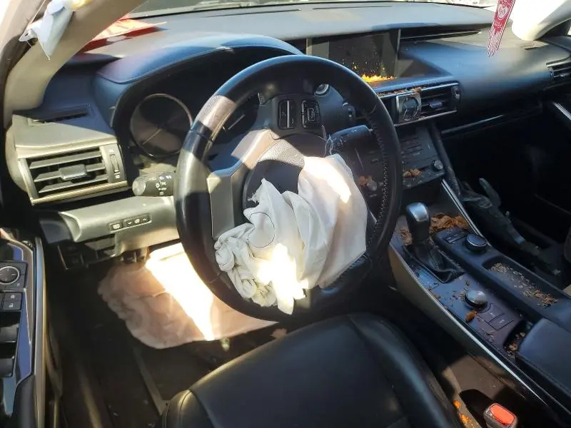 2018 LEXUS IS 300 BASE  