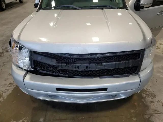2011 CHEVROLET SILVERADO K1500 LT  