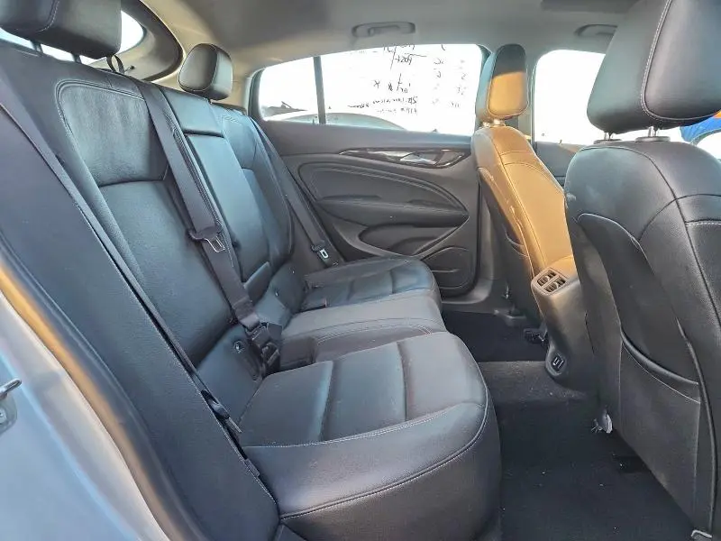 2018 BUICK REGAL ESSENCE  