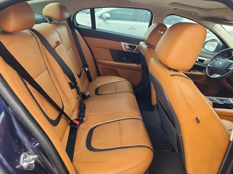 2015 JAGUAR XF 3.0 SPORT  