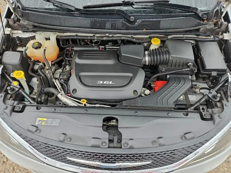 2017 CHRYSLER PACIFICA TOURING L  