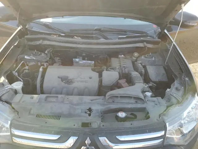 2014 MITSUBISHI OUTLANDER SE  