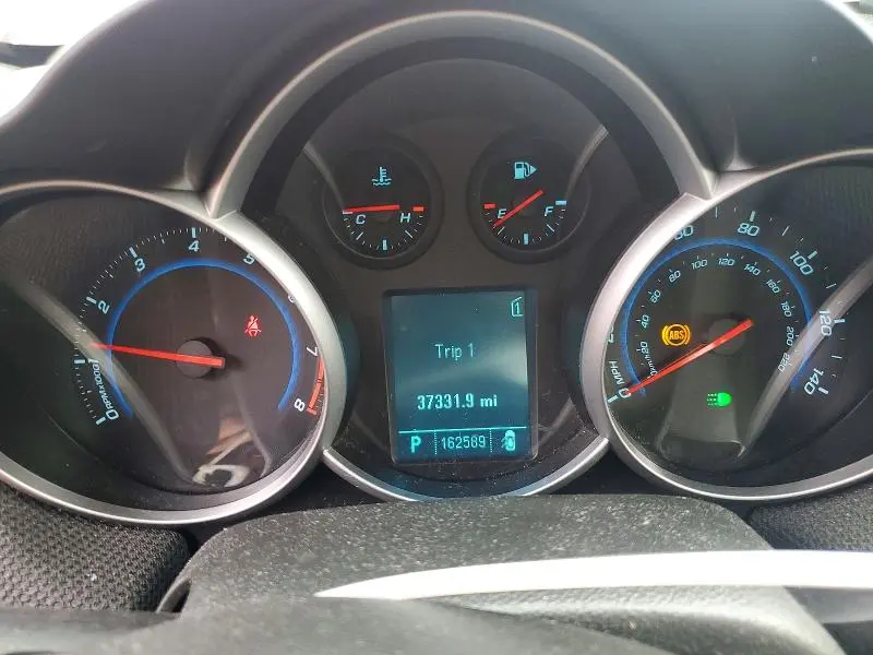 2011 CHEVROLET CRUZE LT  