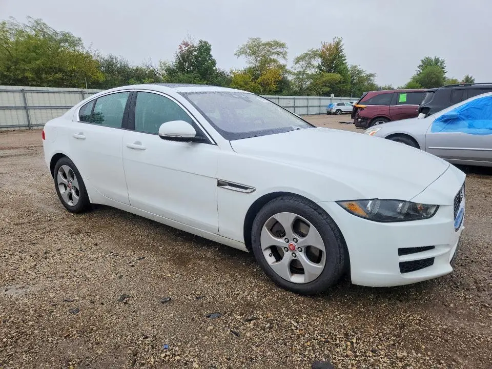 2018 JAGUAR XE   