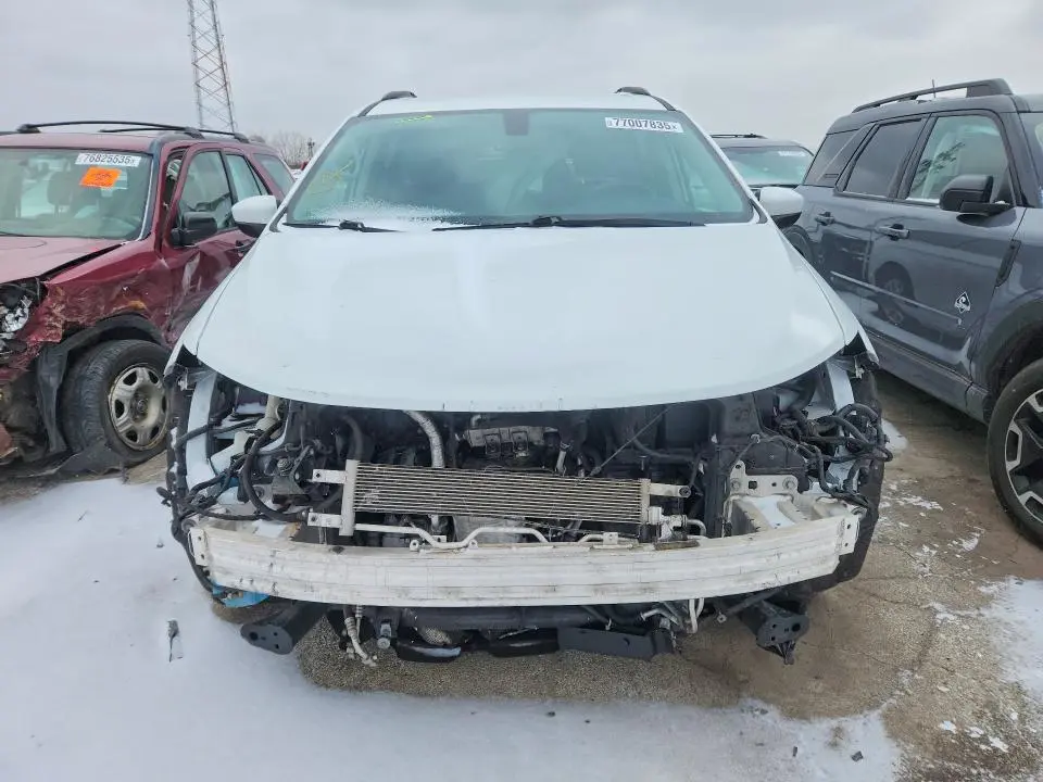 2020 CHRYSLER VOYAGER LXI  