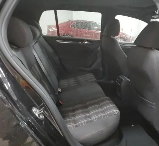 2012 VOLKSWAGEN GTI   
