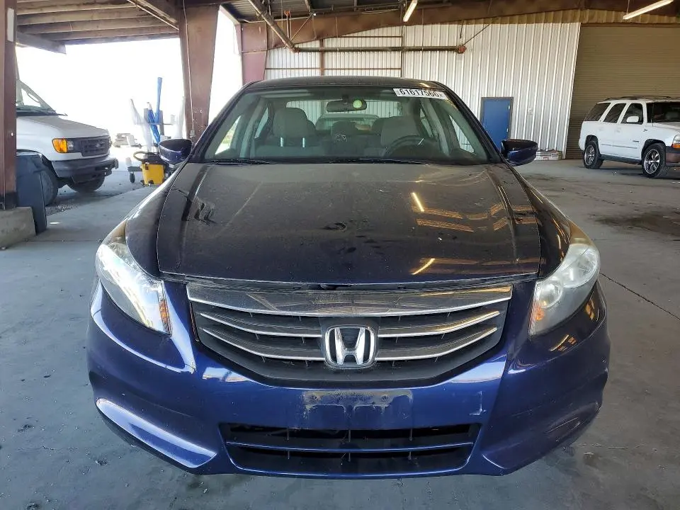2011 HONDA ACCORD LX  