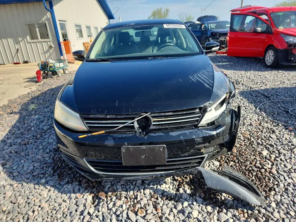 2014 VOLKSWAGEN JETTA SE  