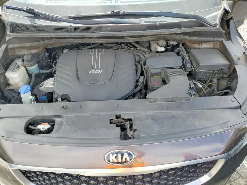 2016 KIA SEDONA LX  