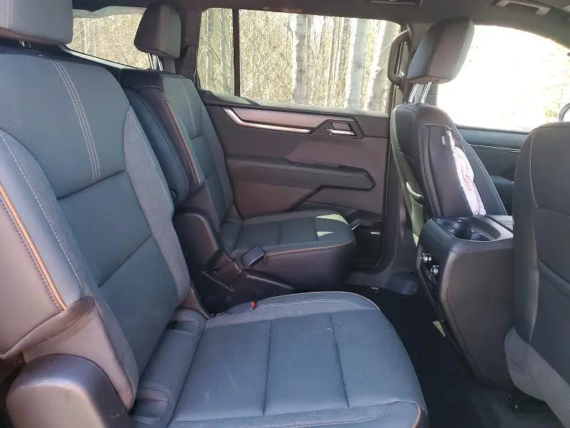 2025 GMC ACADIA ALL TERRAIN  