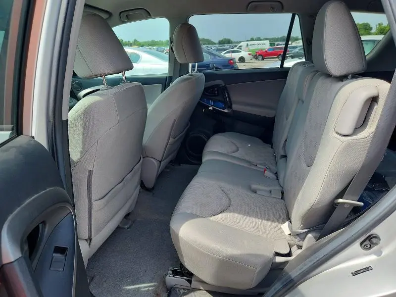 2012 TOYOTA RAV4 BASE  