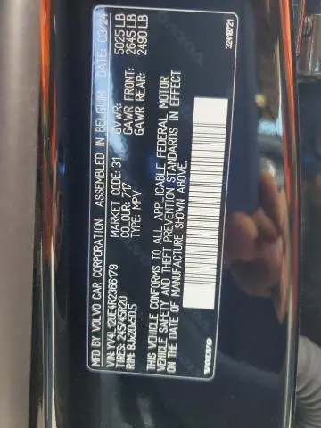 2024 VOLVO XC40 PLUS  