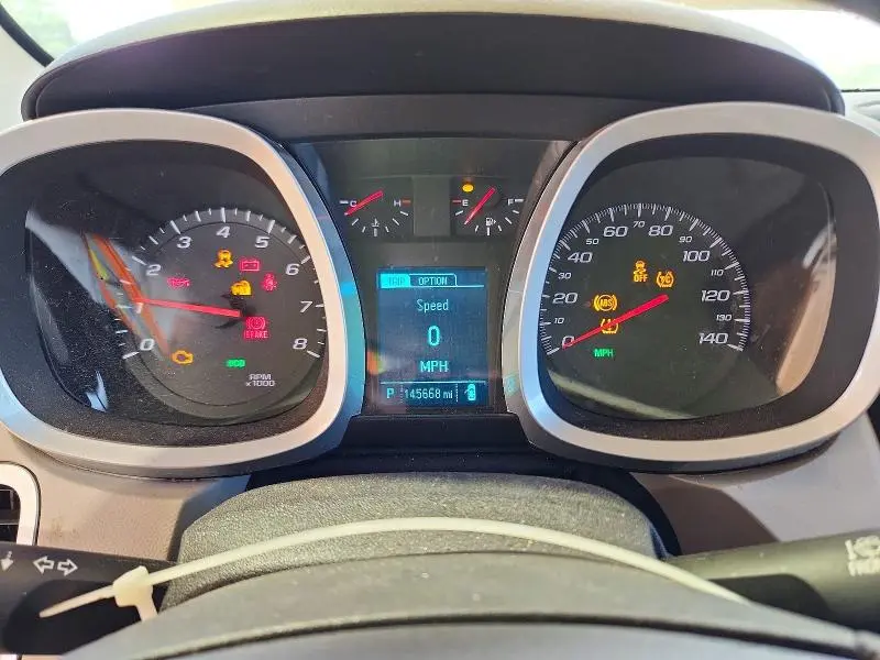 2016 CHEVROLET EQUINOX LT  