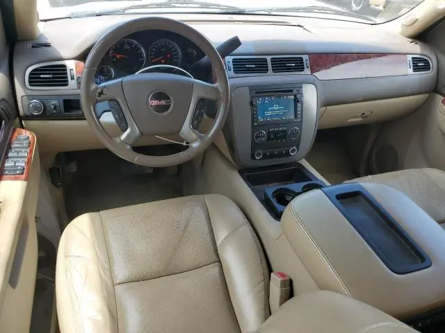 2011 GMC YUKON XL C1500 SLT  