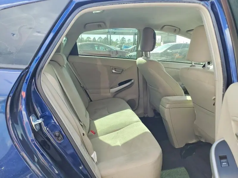 2014 TOYOTA PRIUS TWO  