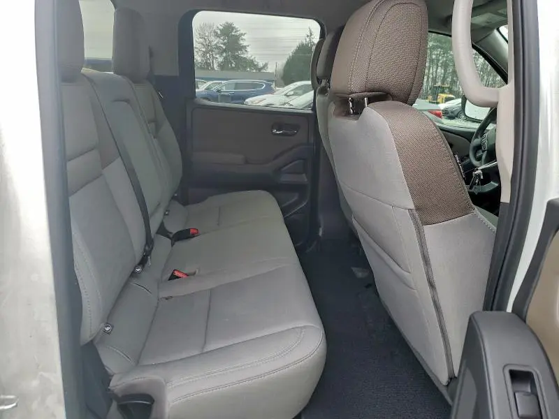 2024 NISSAN FRONTIER S  