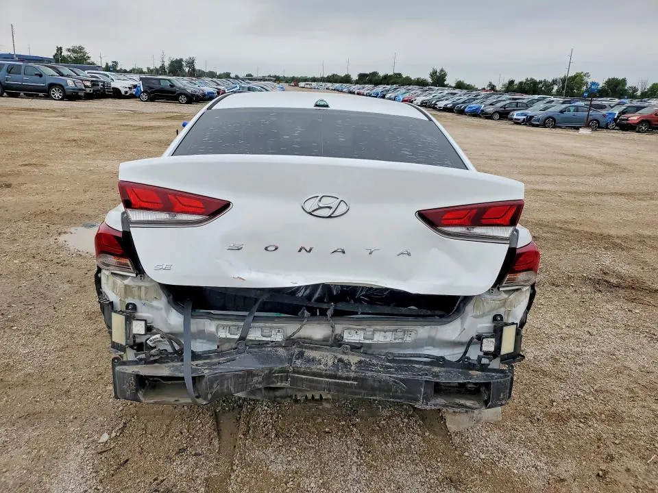 2018 HYUNDAI SONATA SE  