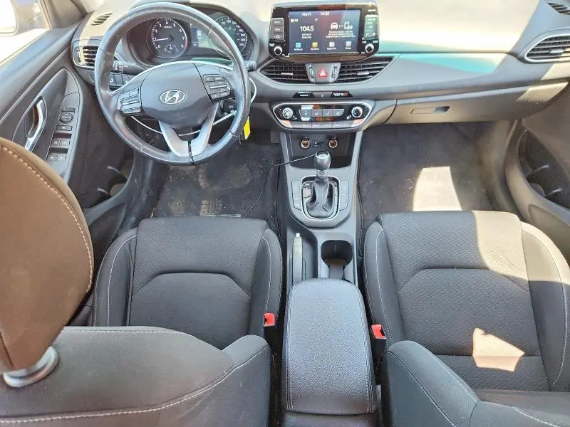 2018 HYUNDAI ELANTRA GT BASE  