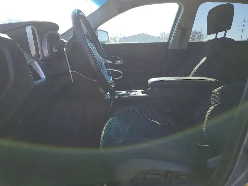 2011 CHEVROLET EQUINOX LT  