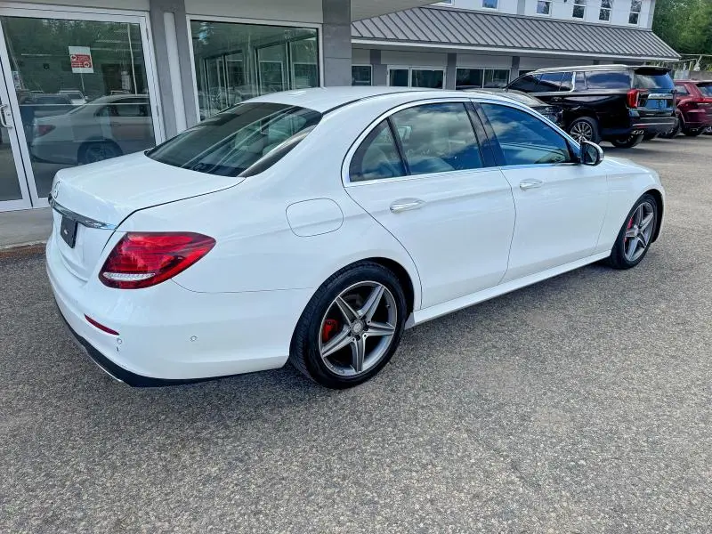 2017 MERCEDES-BENZ E 300  