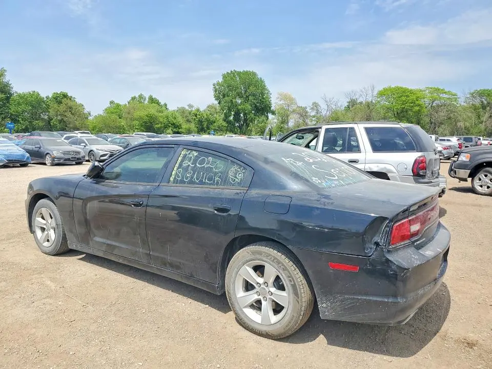 2013 DODGE CHARGER SE  