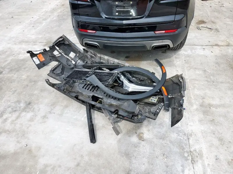 2020 CADILLAC XT4 PREMIUM LUXURY  