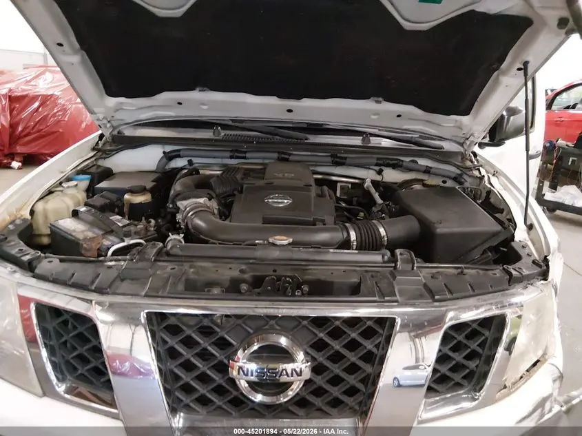 2011 NISSAN FRONTIER SV