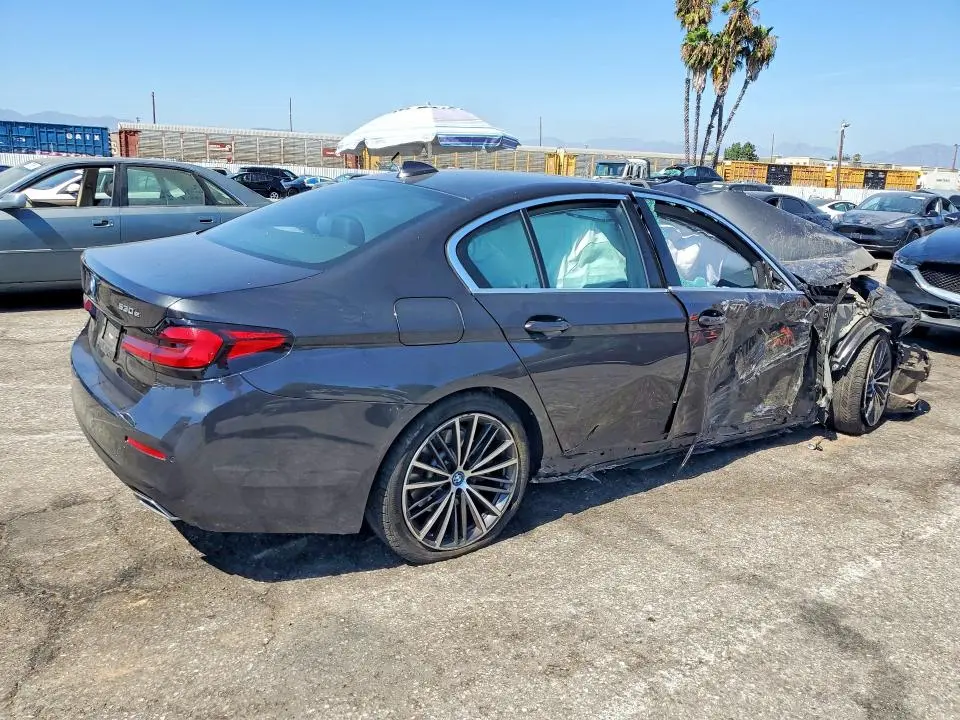 2022 BMW 530E   