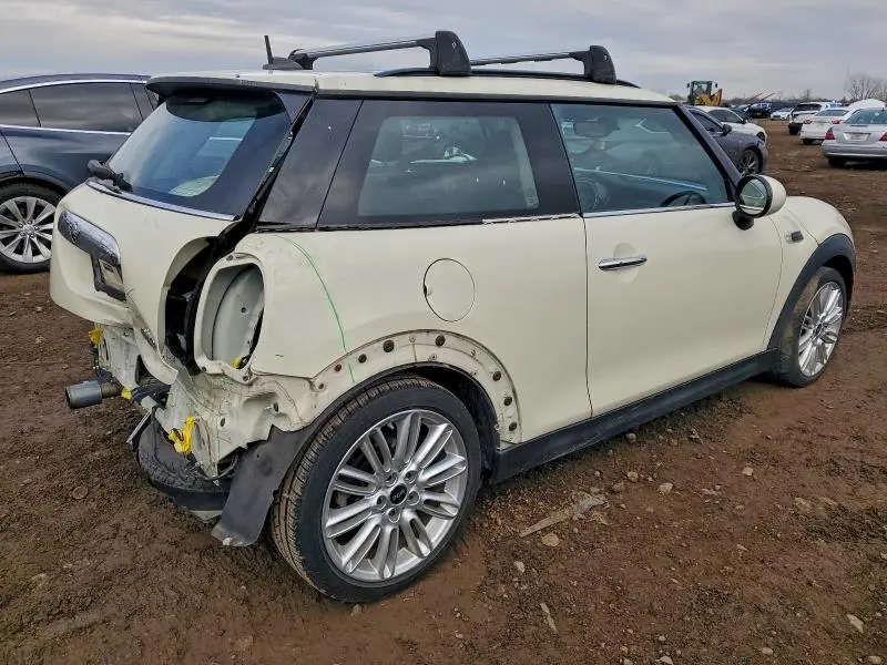 2018 MINI COOPER   