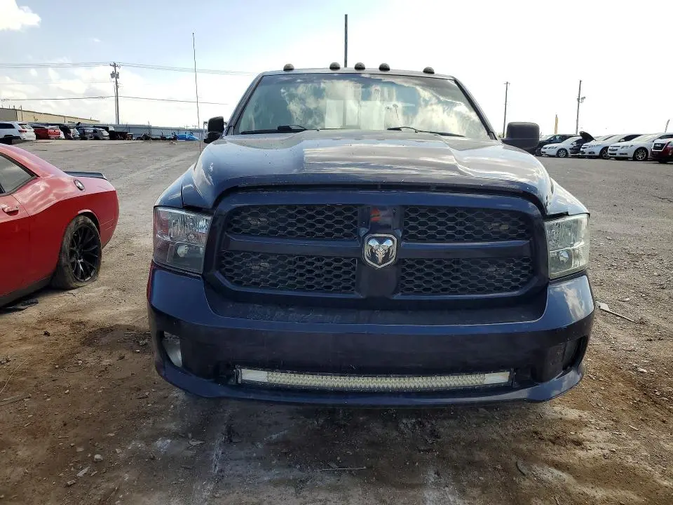 2013 RAM 1500 ST  