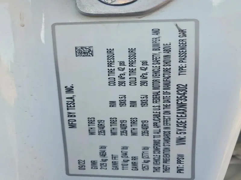2022 TESLA MODEL 3   