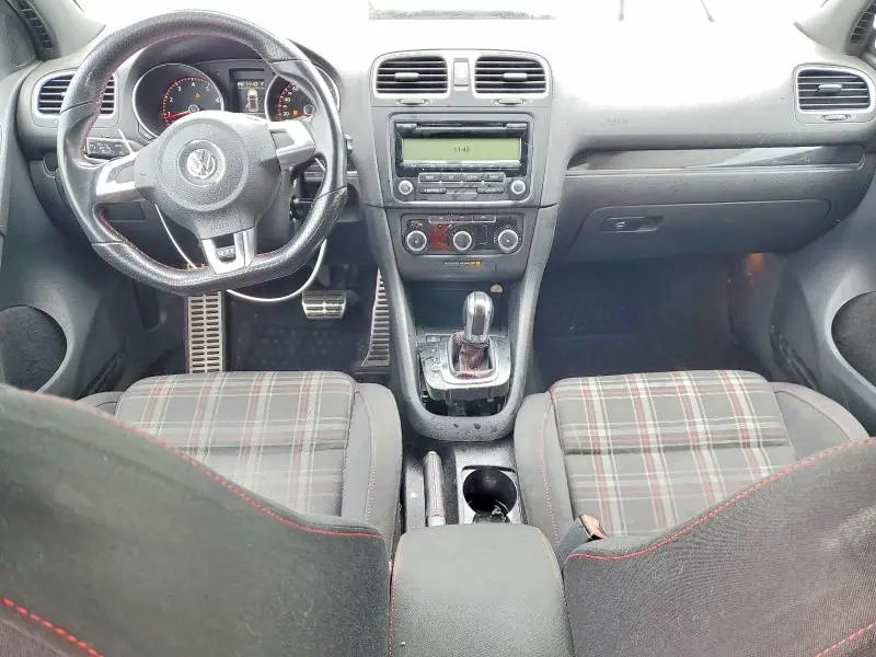 2011 VOLKSWAGEN GTI   