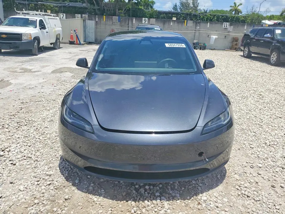 2025 TESLA MODEL 3   