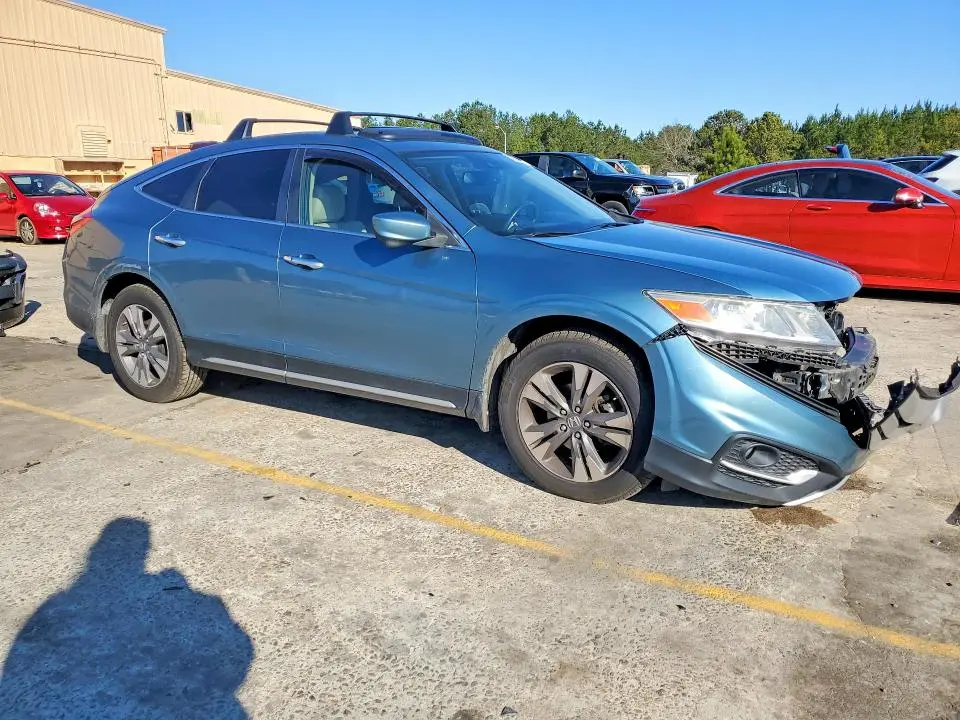 2013 HONDA CROSSTOUR   